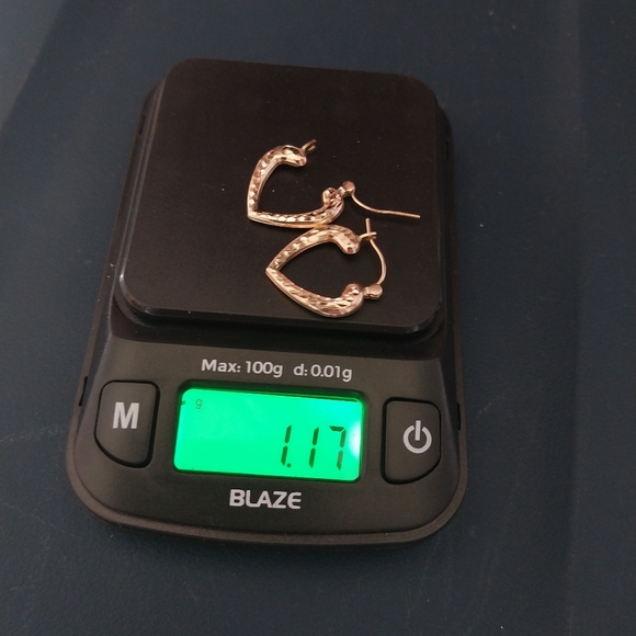 14k Yellow Gold Heart Shaped Earrings - Picture 11 of 11